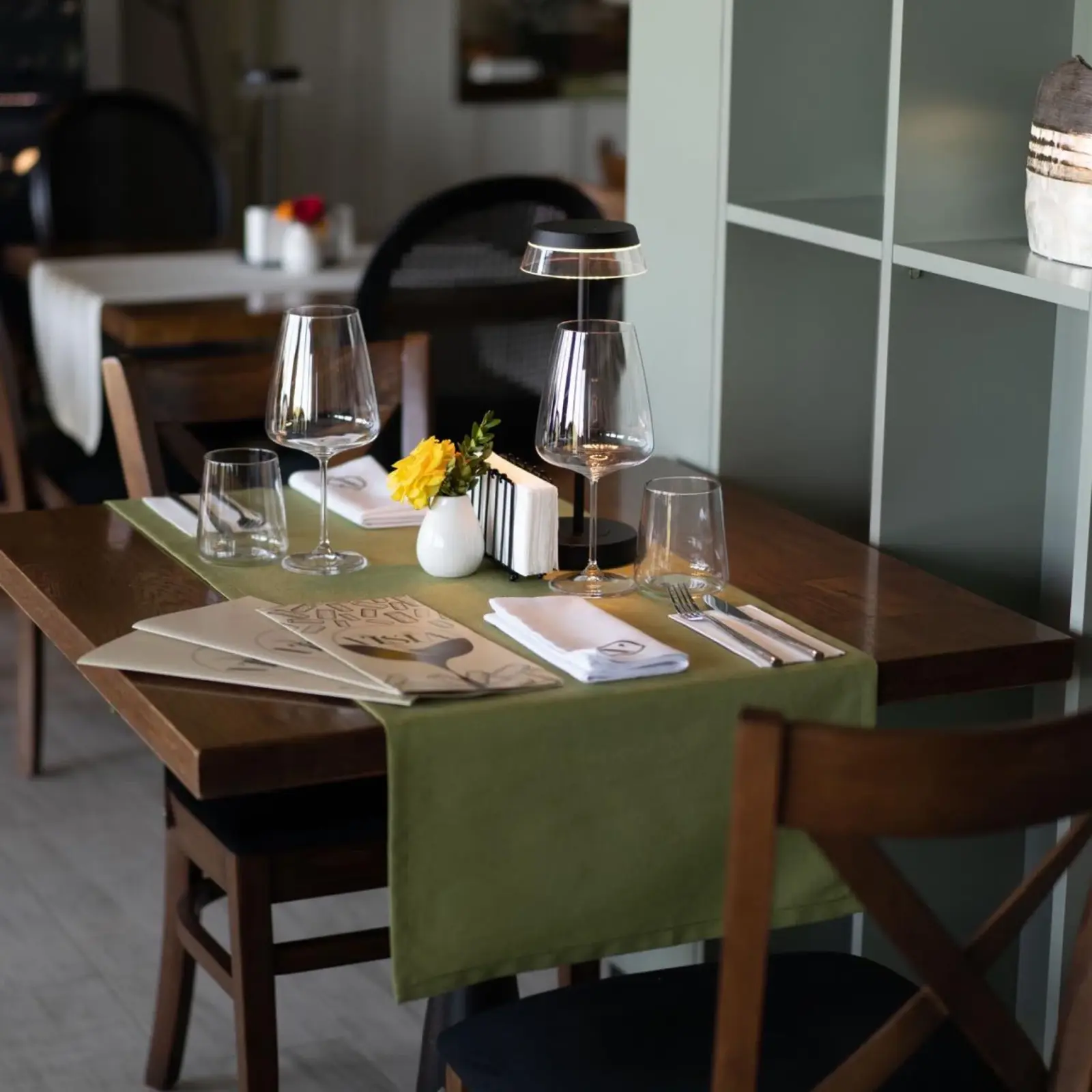 Restaurant Vista la Ikabane Pensiune, Văratec