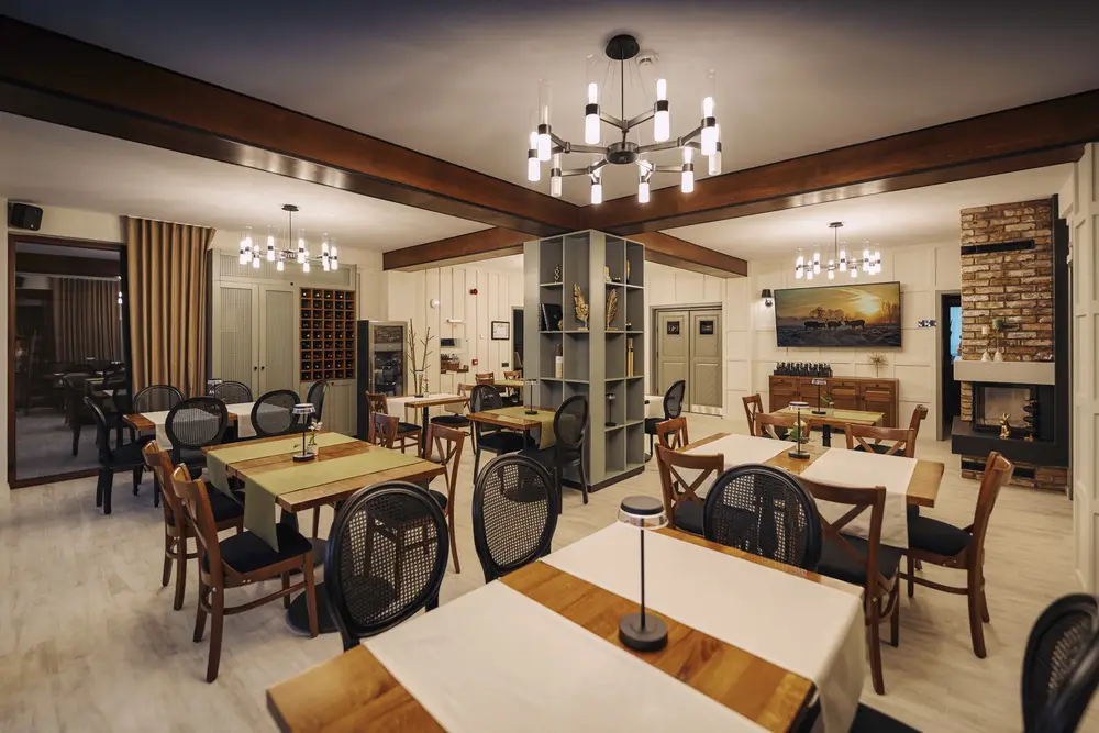 Restaurant Vista la Ikabane - gastronomie premium Neamț, experiență culinară fine dining