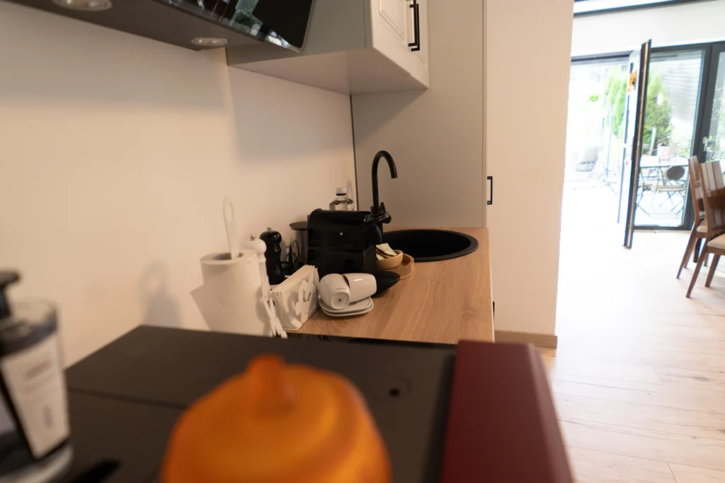 Pat king-size Cabana din pădure - vacanță wellness pentru cupluri