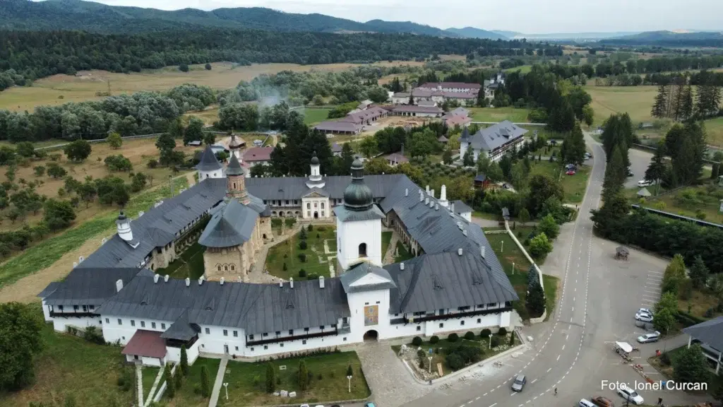 Mănăstirea Neamț lângă Ikabane Resort